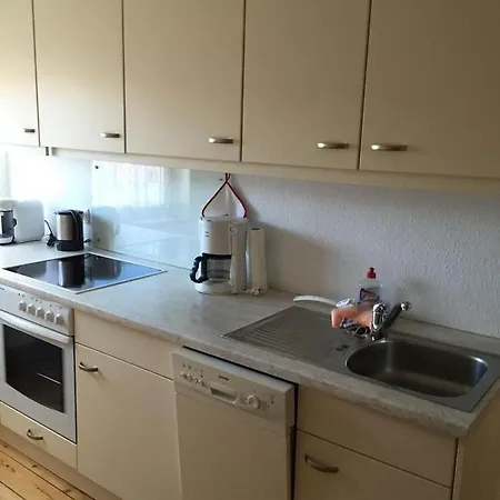 Dr-ross-str-14-schulzes-hues-og Apartamento