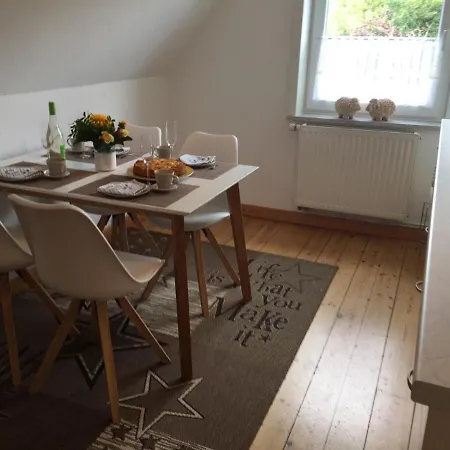 Dr-ross-str-14-schulzes-hues-og * Westerland