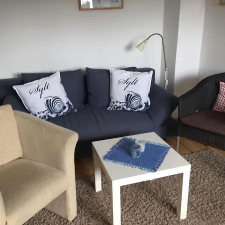 Dr-ross-str-14-schulzes-hues-og Apartamento